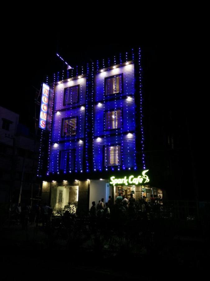 Hotel Spark Residency Madrás Exterior foto